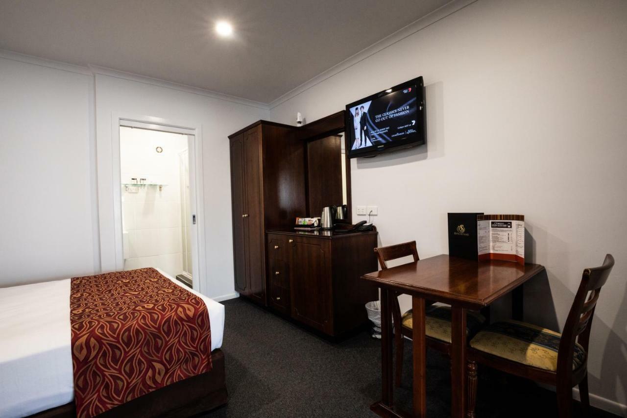 Hotel Settlers Biloela Εξωτερικό φωτογραφία