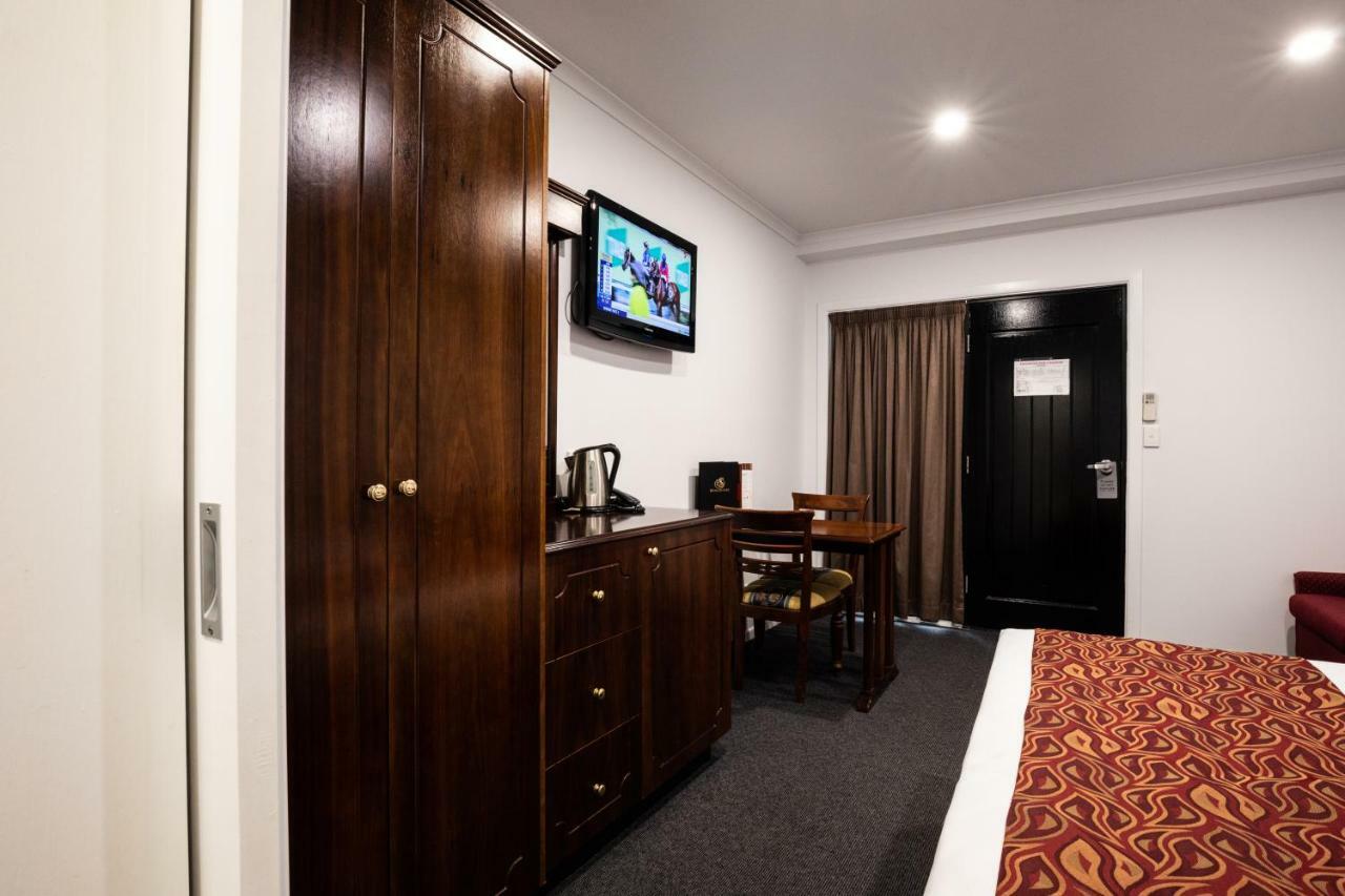 Hotel Settlers Biloela Εξωτερικό φωτογραφία
