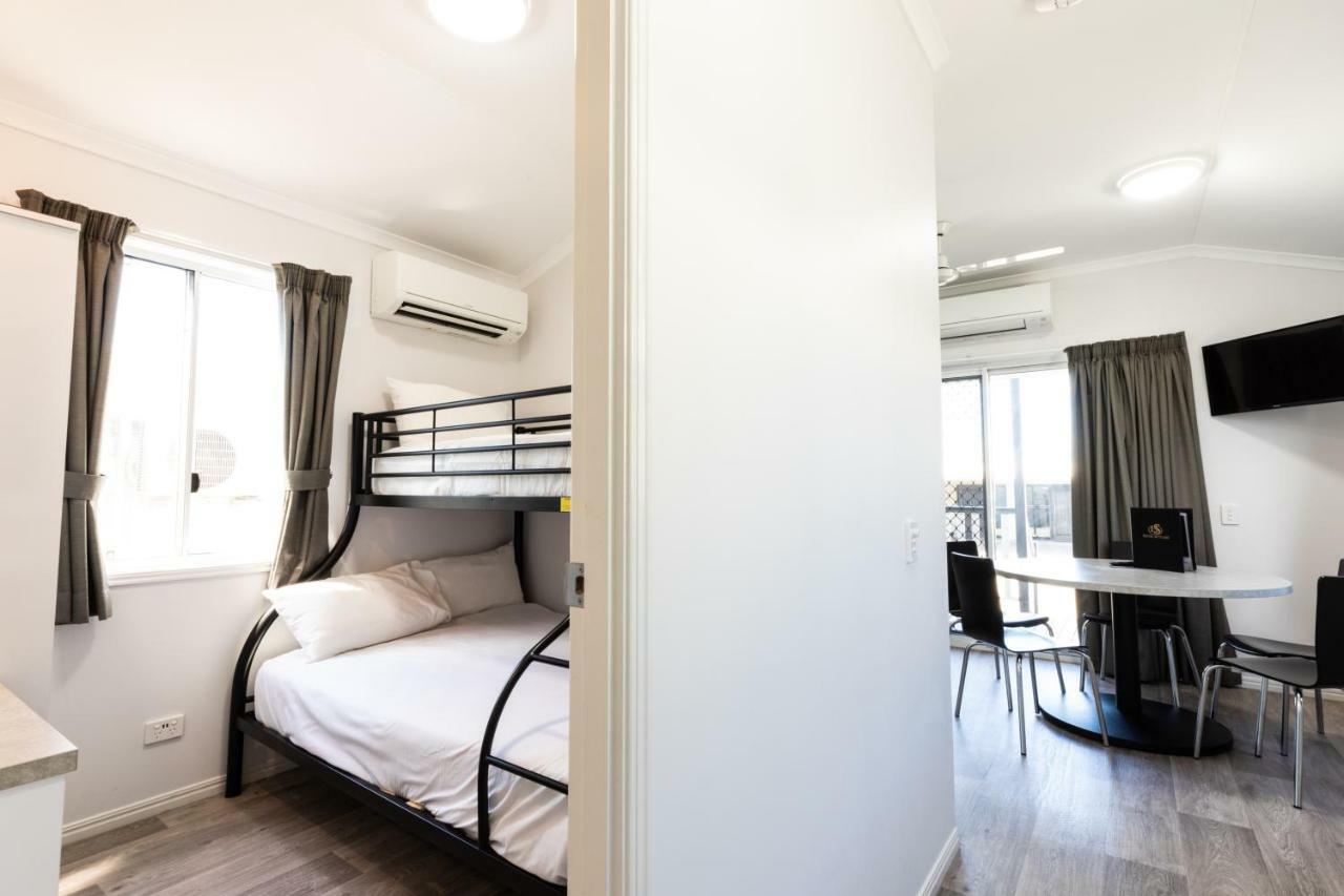 Hotel Settlers Biloela Εξωτερικό φωτογραφία