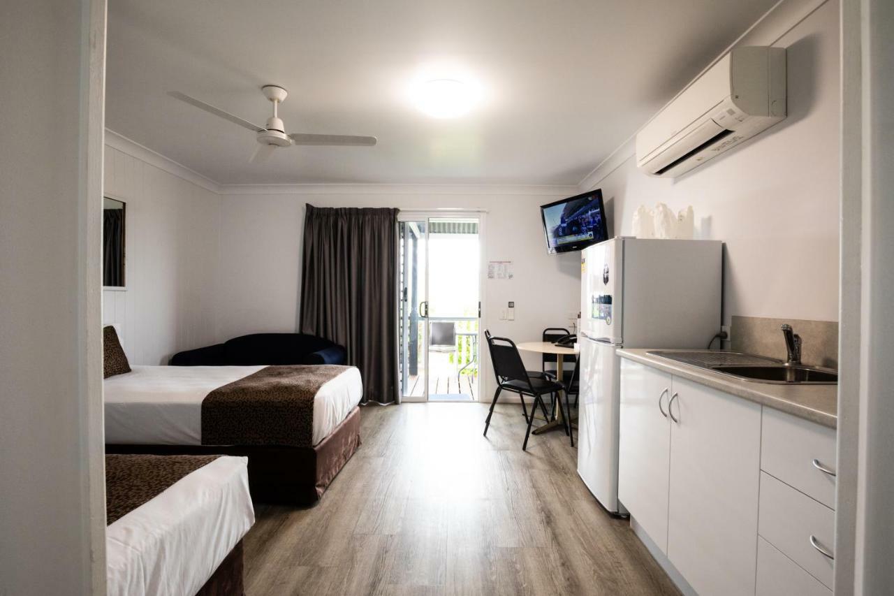 Hotel Settlers Biloela Εξωτερικό φωτογραφία