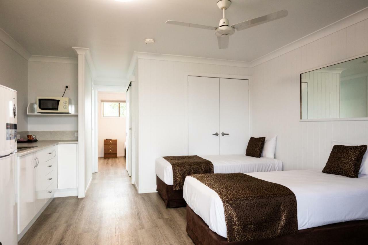 Hotel Settlers Biloela Εξωτερικό φωτογραφία