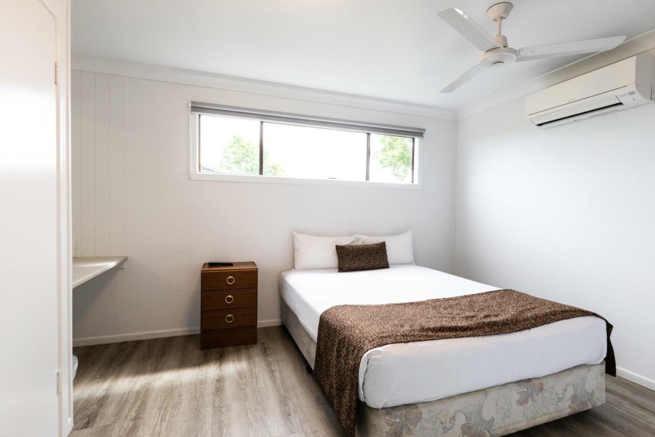 Hotel Settlers Biloela Εξωτερικό φωτογραφία