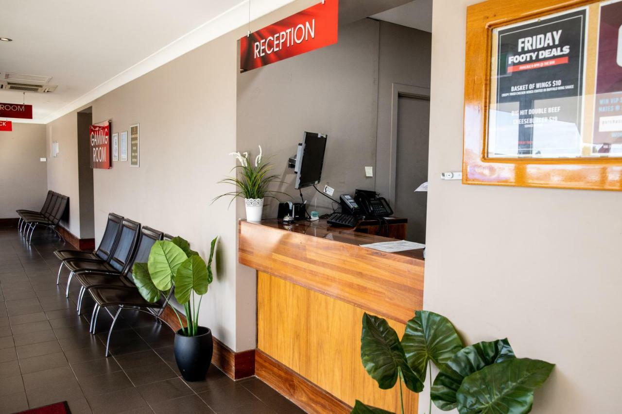 Hotel Settlers Biloela Εξωτερικό φωτογραφία